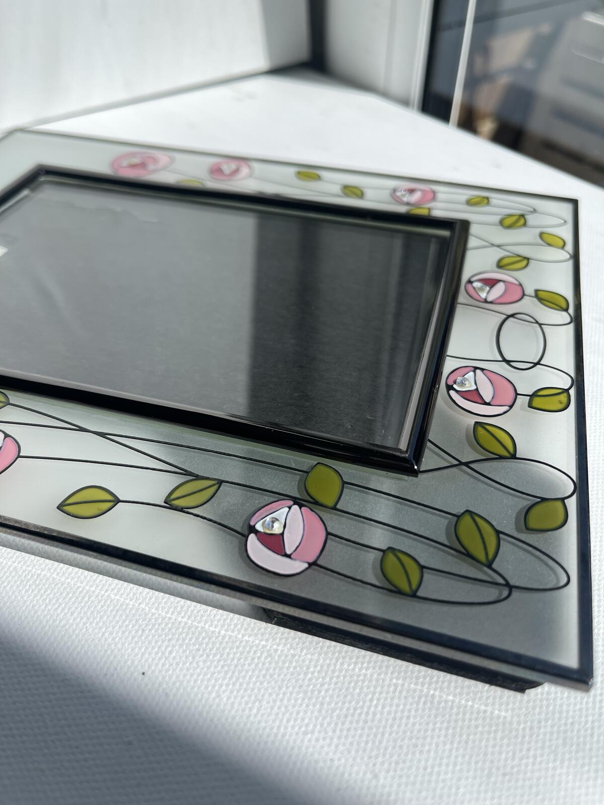 Vintage Mackintosh inspired floral picture frame
