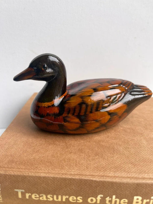 Vintage ceramic duck figurine in brown and black glaze, small handcrafted bird ornament, woodland cottagecore home decor, rustic farmhouse shelf styling, collectible animal figurine and nature-inspired gift.