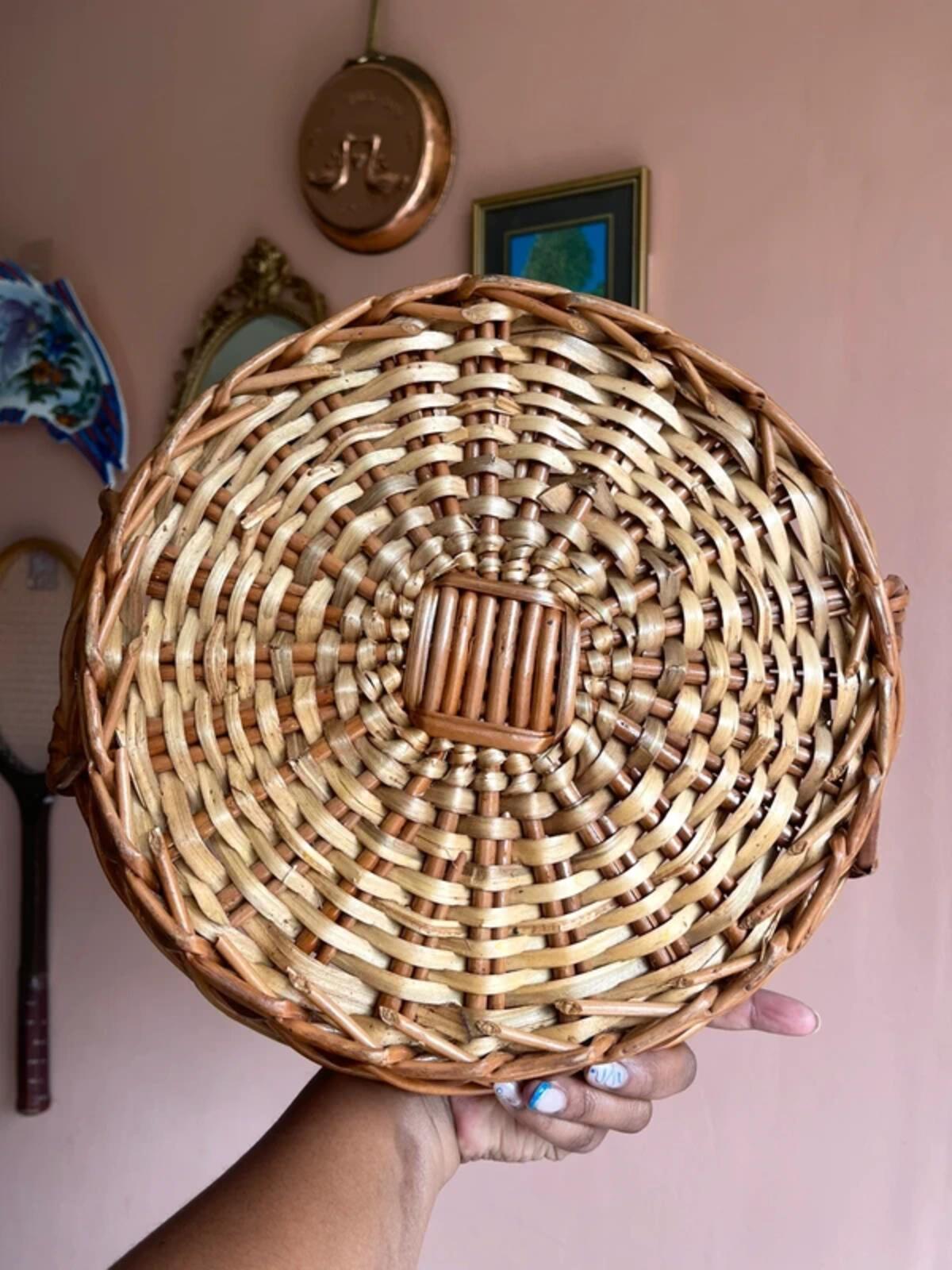 Vintage round woven wicker bread basket