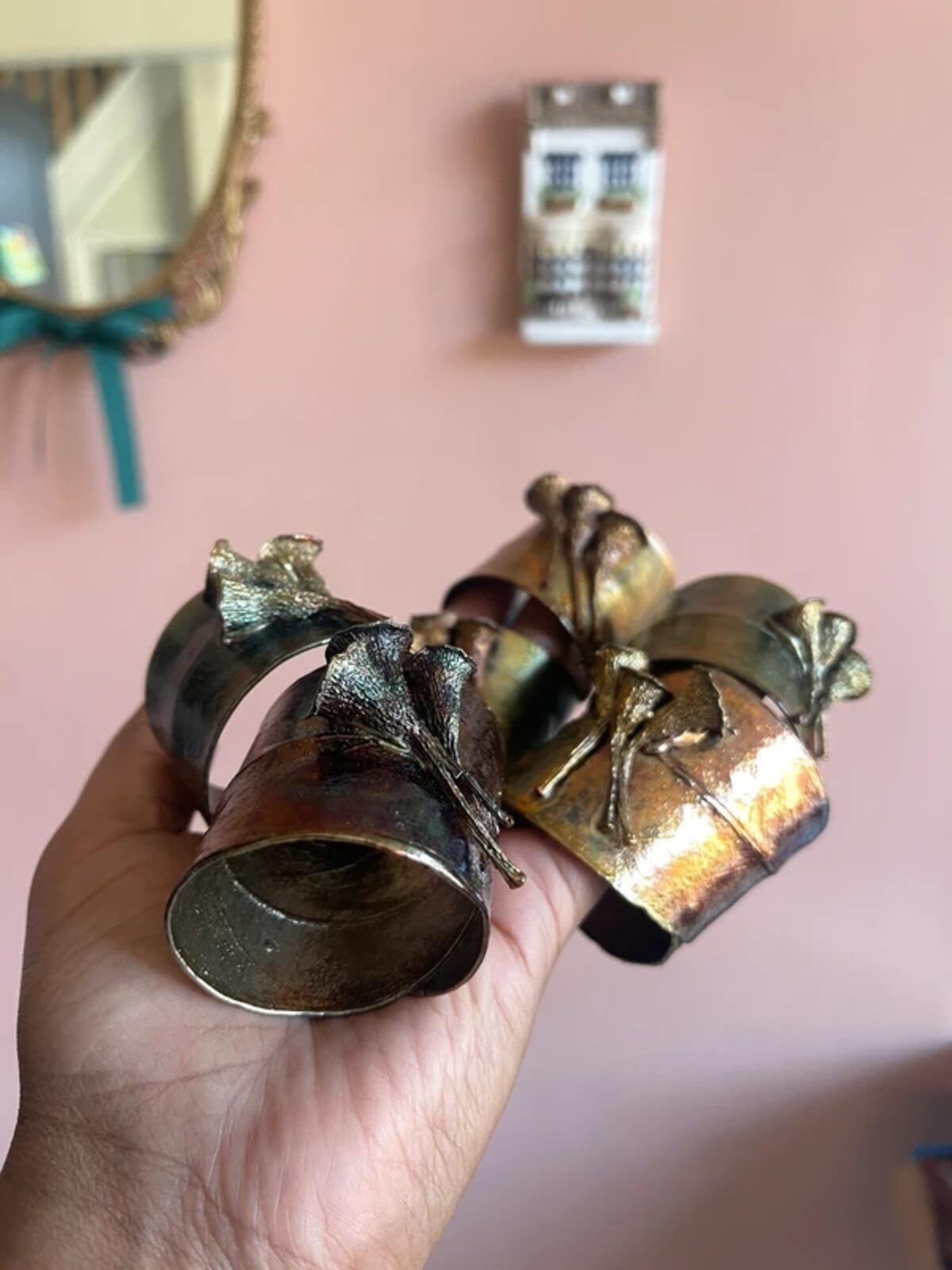 Vintage 80s or 90s real eucalyptus leaves napkin rings/ holders made in Australia set of 6