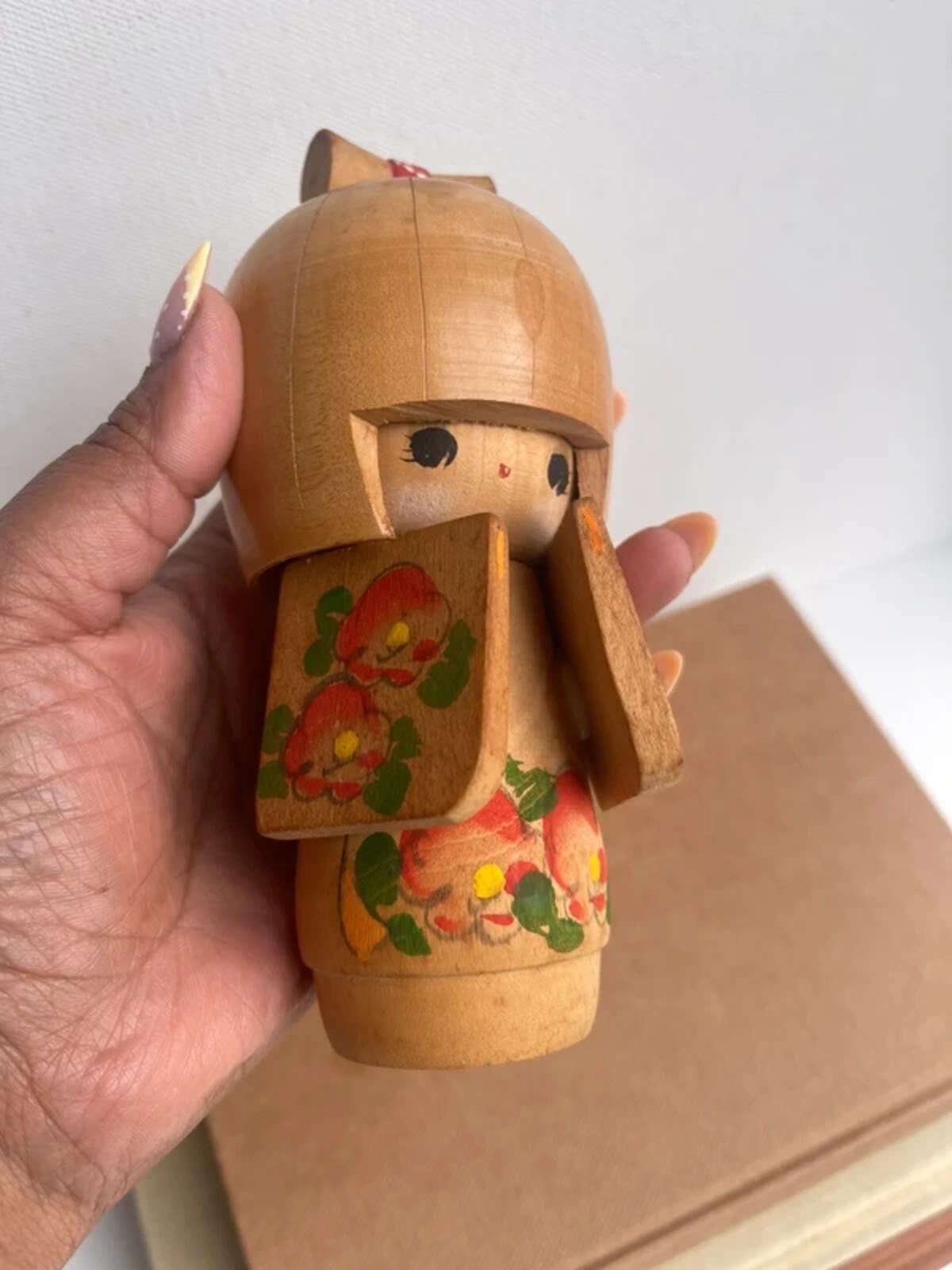 Vintage Japanese Kokeshi Doll Wooden Hand Painted Peach Kimono Red Bow