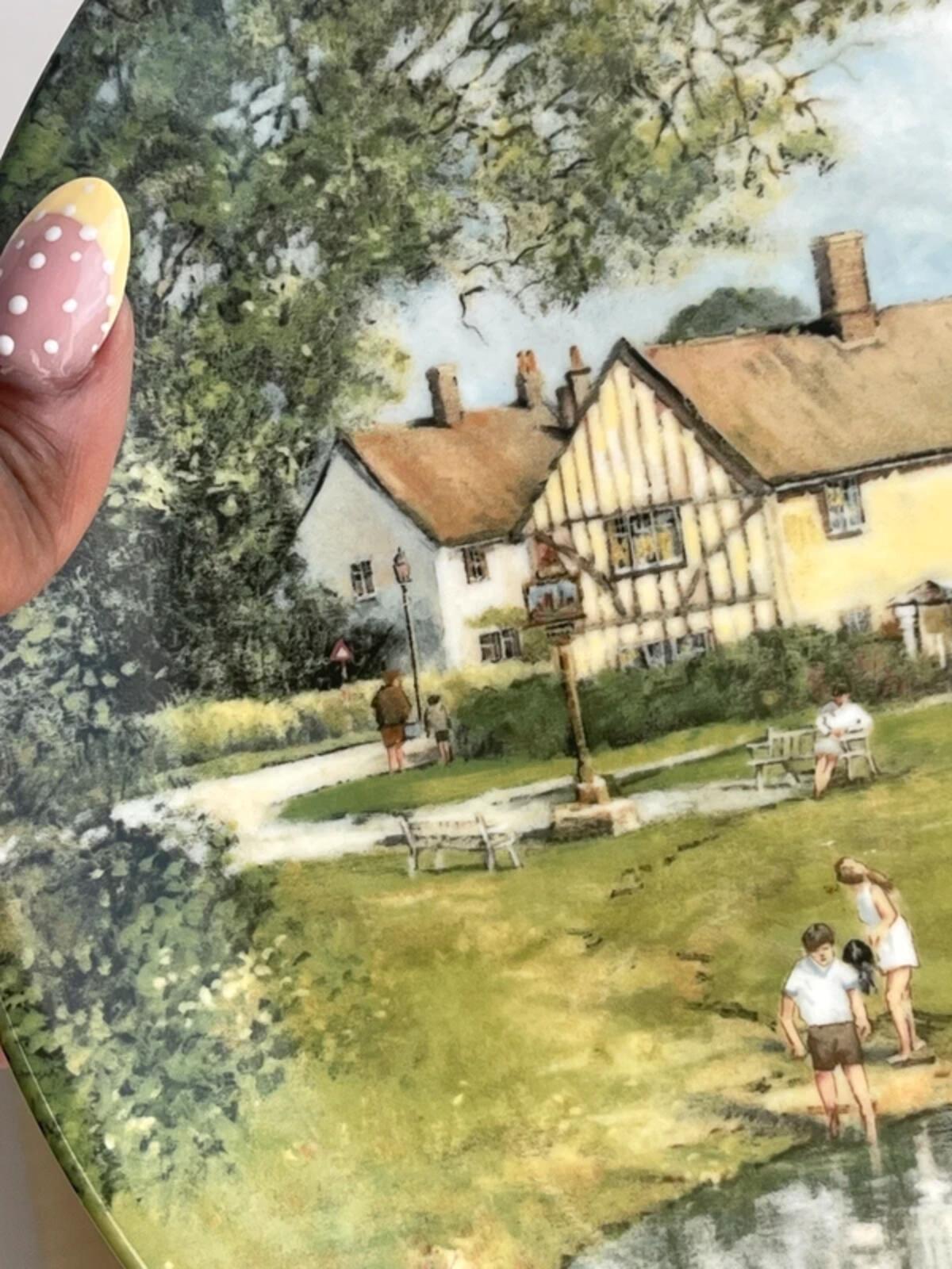 Vintage 1990 - Royal Doulton collectible plate The Village Pond - Clive Madgwick
