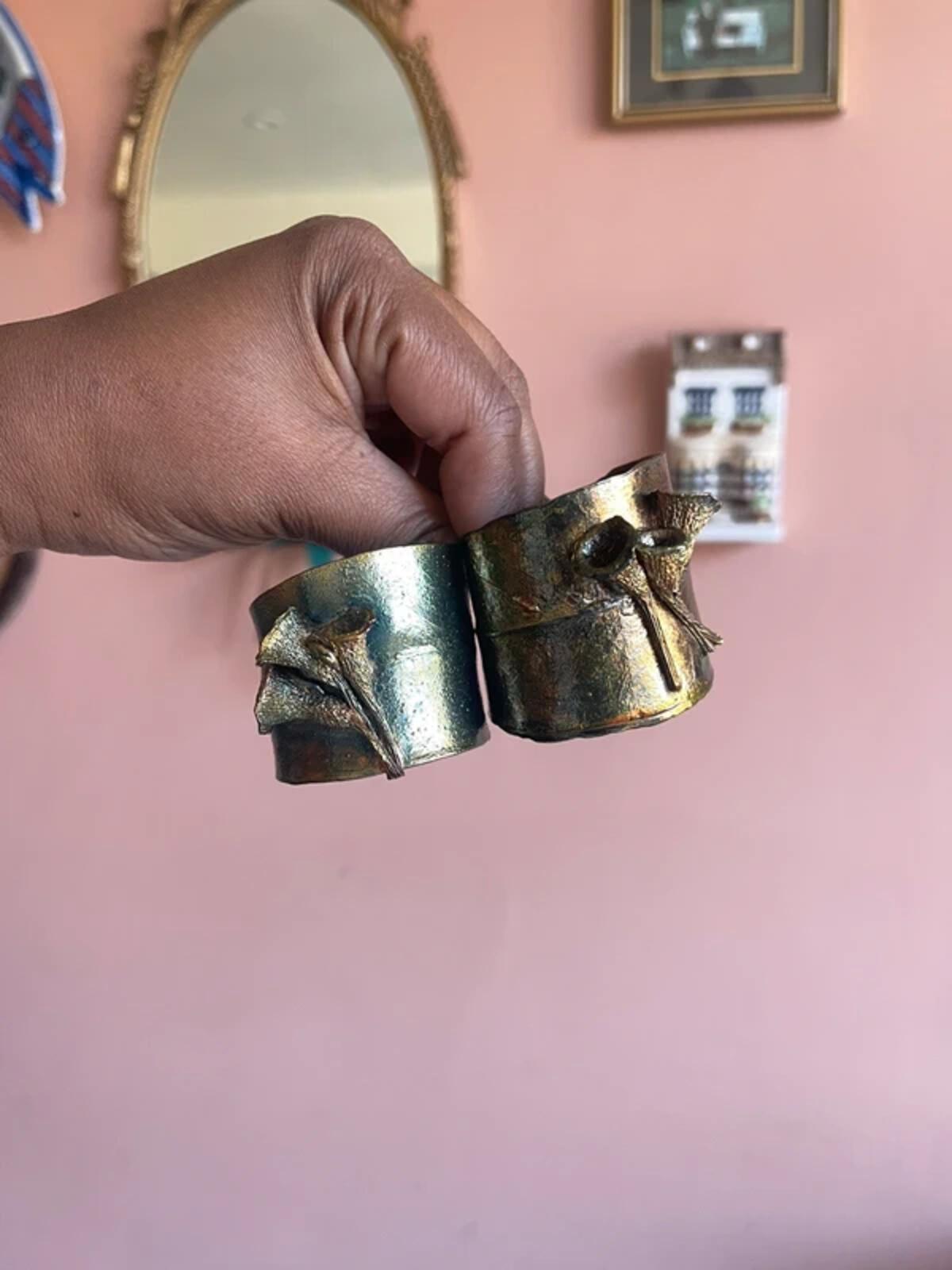 Vintage 80s or 90s real eucalyptus leaves napkin rings/ holders made in Australia set of 6