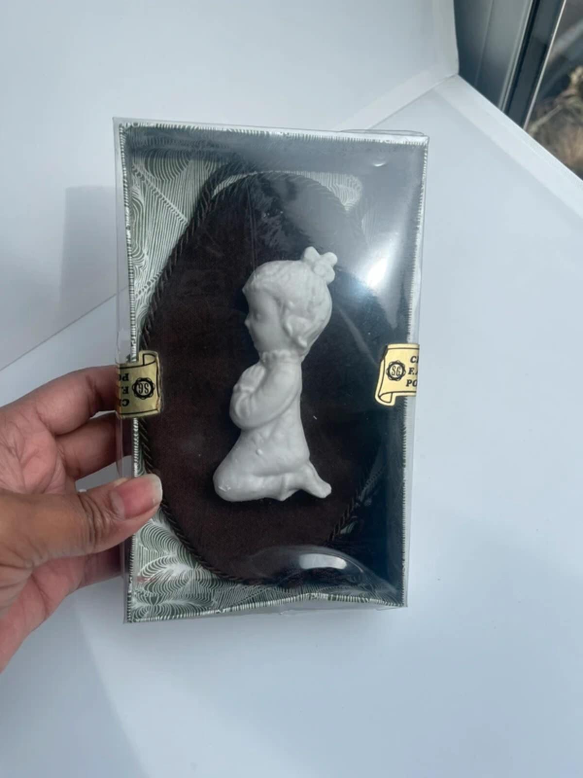 Vintage Oval brown Wall Trestle With Capodimonte Porcelain Plaque praying Child