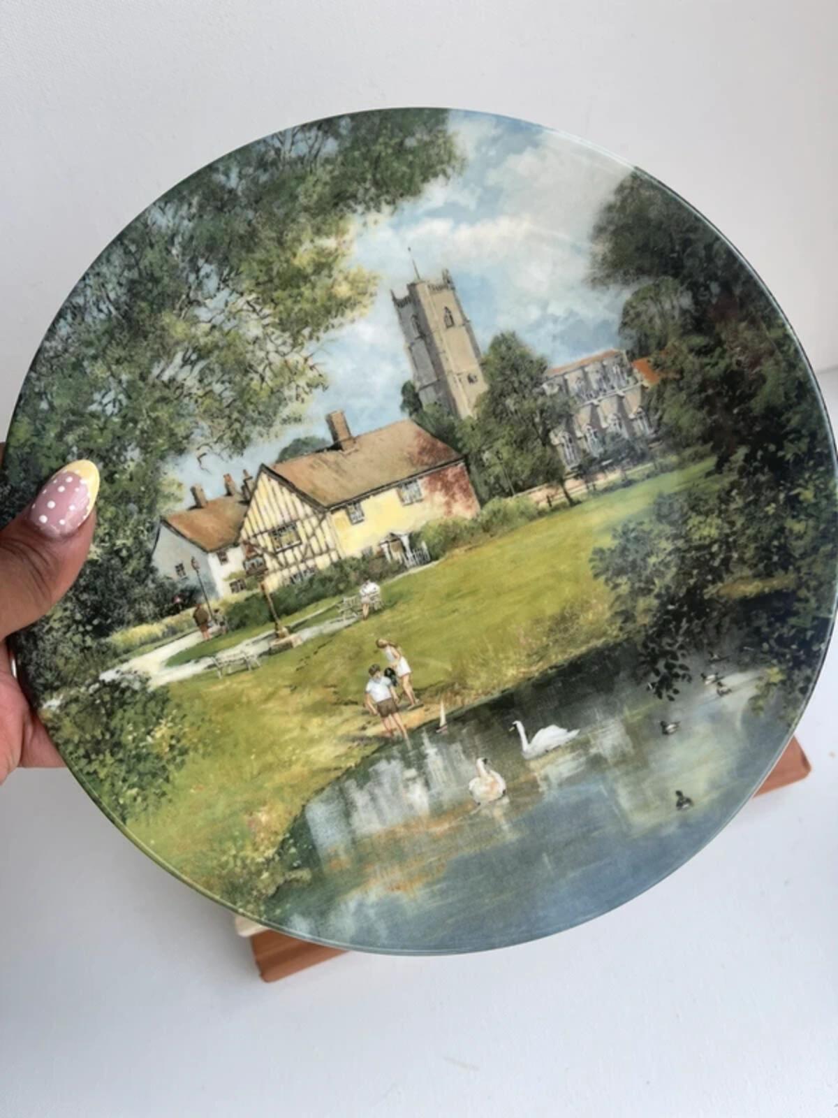 Vintage 1990 - Royal Doulton collectible plate The Village Pond - Clive Madgwick
