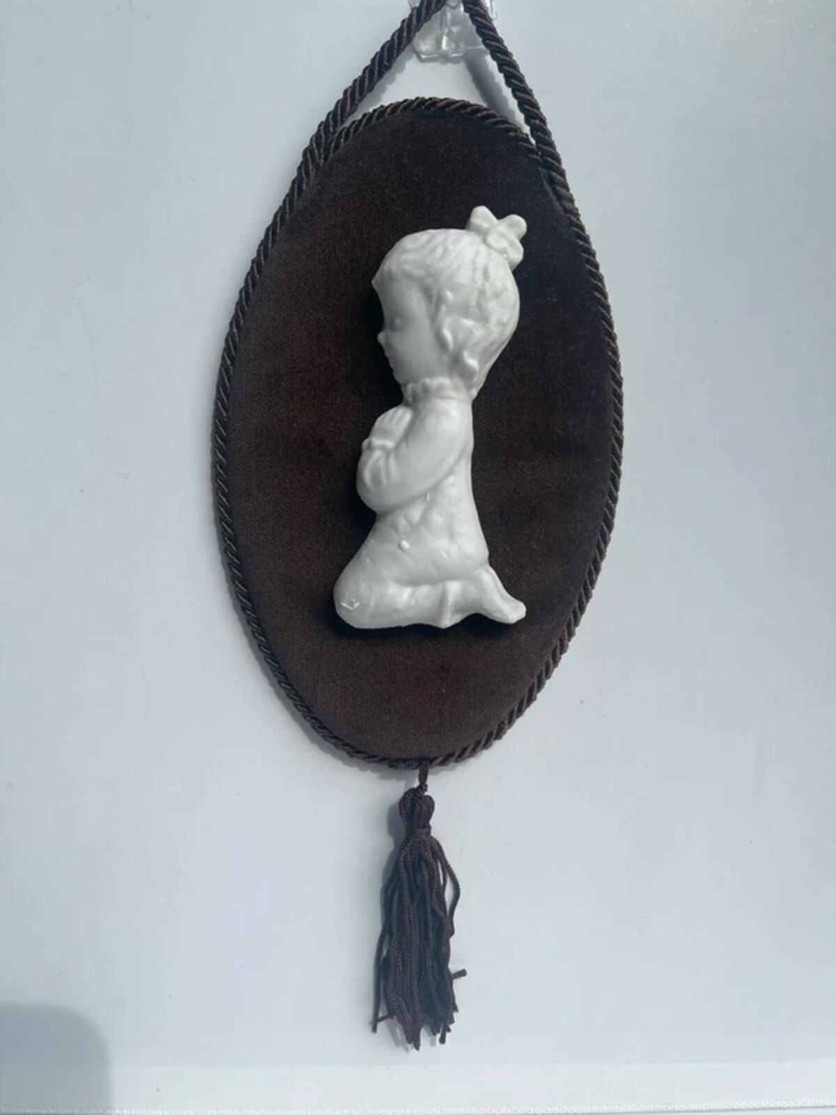 Vintage Oval brown Wall Trestle With Capodimonte Porcelain Plaque praying Child