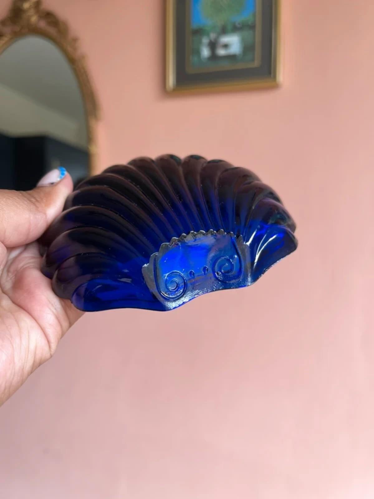 Vintage cobalt blue glass shell dish trinkets dish