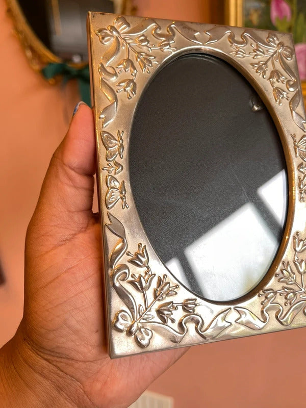Vintage Silver Plated Oval Photo Frame Portrait Picture Frame floral motif