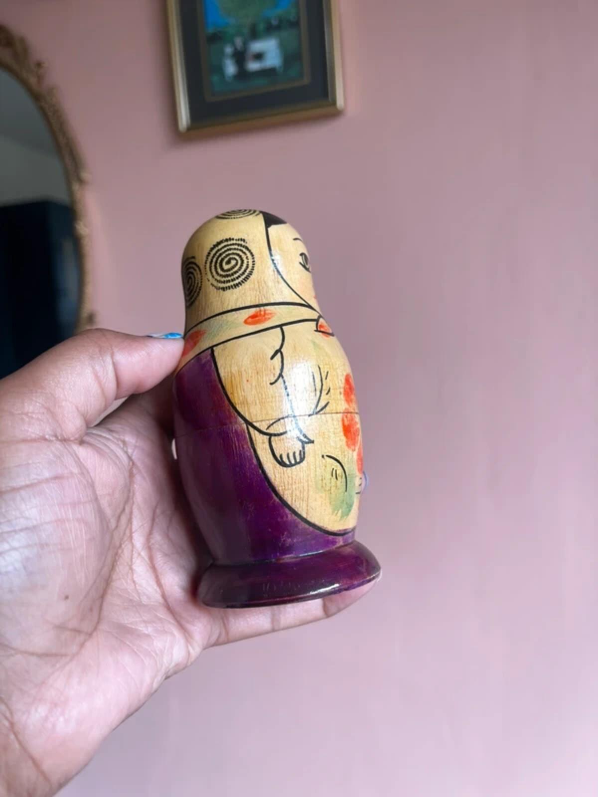 3 Vintage Russian nesting dolls Matryoshka