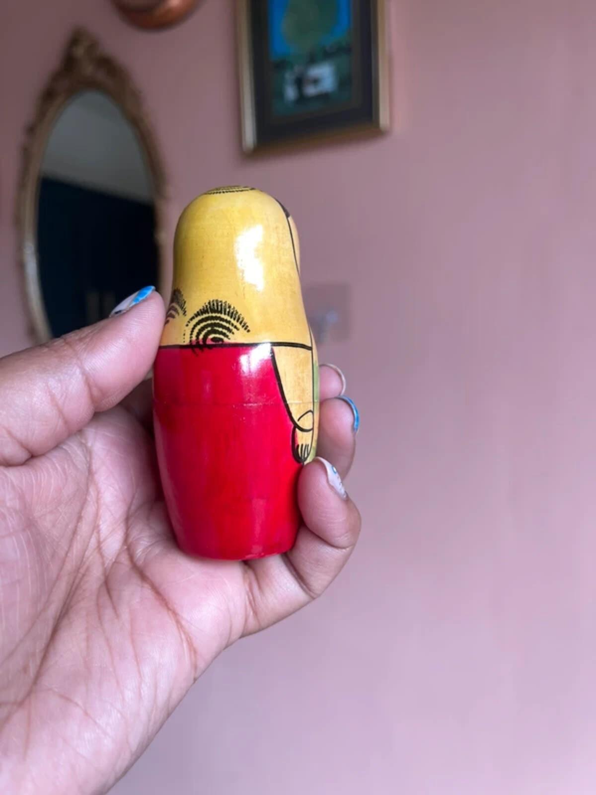 3 Vintage Russian nesting dolls Matryoshka