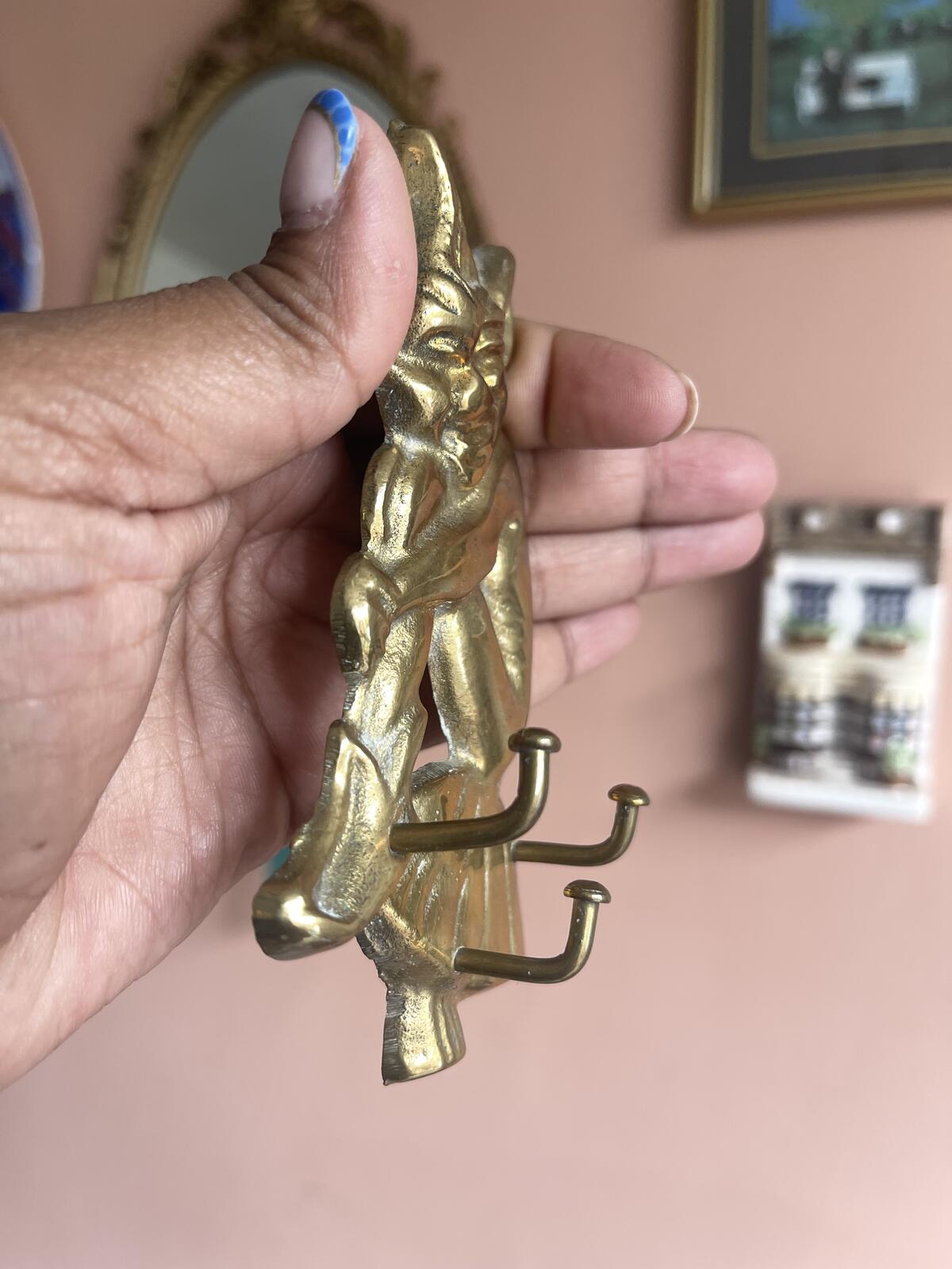 Vintage brass pixie with 3 hooks