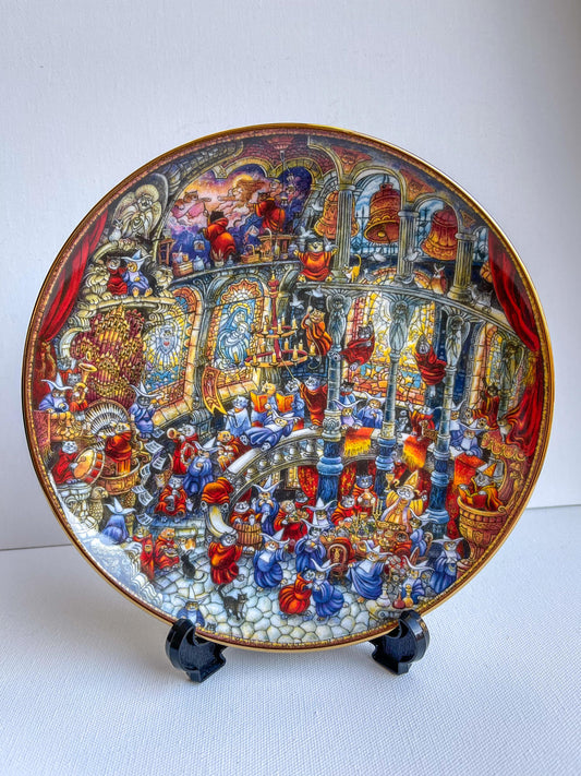 Royal Doulton whimsical Holy Cats Vintage Bill Bell Collector Plate christmas