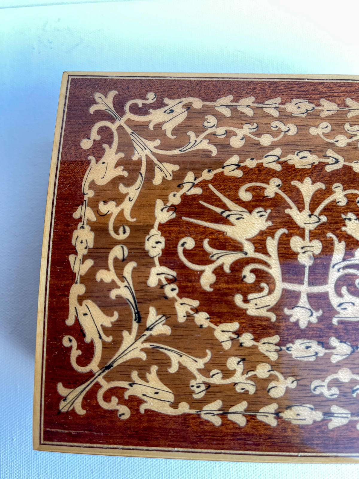 Vintage Reuge Italian Inlaid Wood Music Box Isola di Capri Tunr Marquetry Box