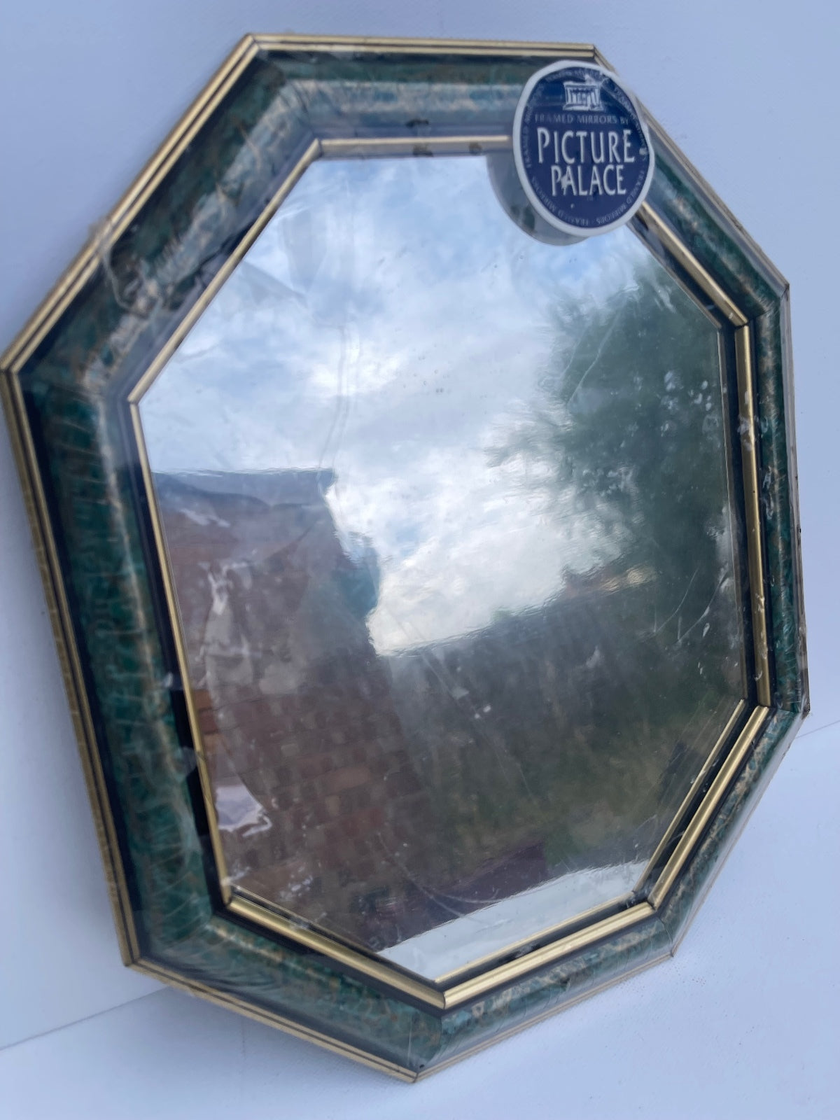 Vintage octagonal Art Deco style wall mirror, never used decorative hanging mirror, geometric statement wall decor, elegant hallway, bedroom or bathroom mirror, vintage home styling and timeless interior accent.