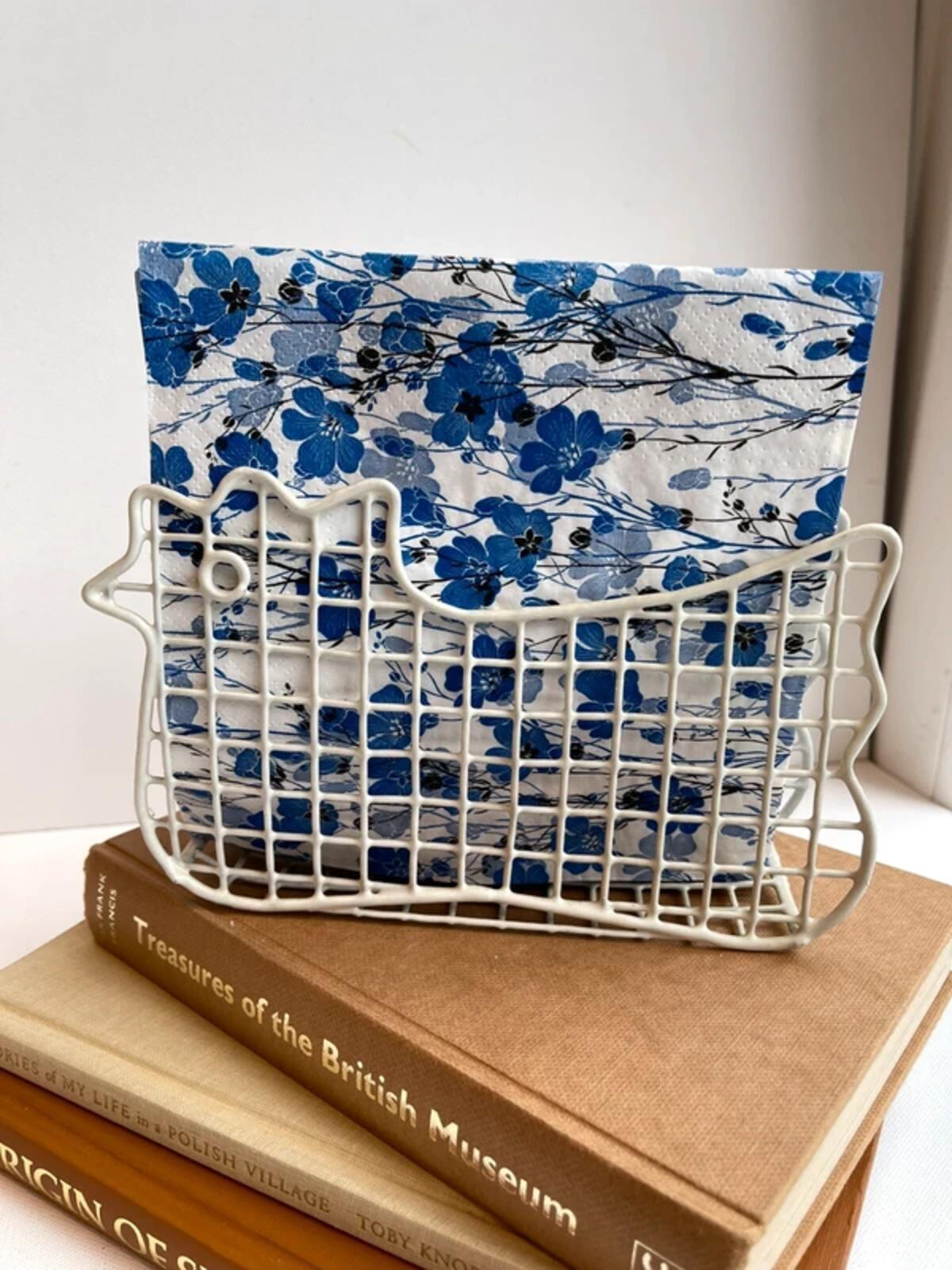 Vintage wire chicken basket napkin holder
