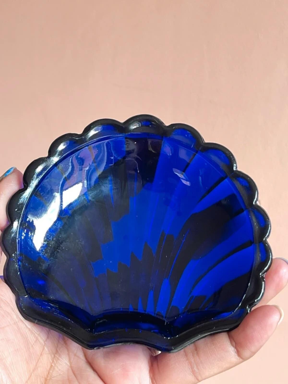 Vintage cobalt blue glass shell dish trinkets dish